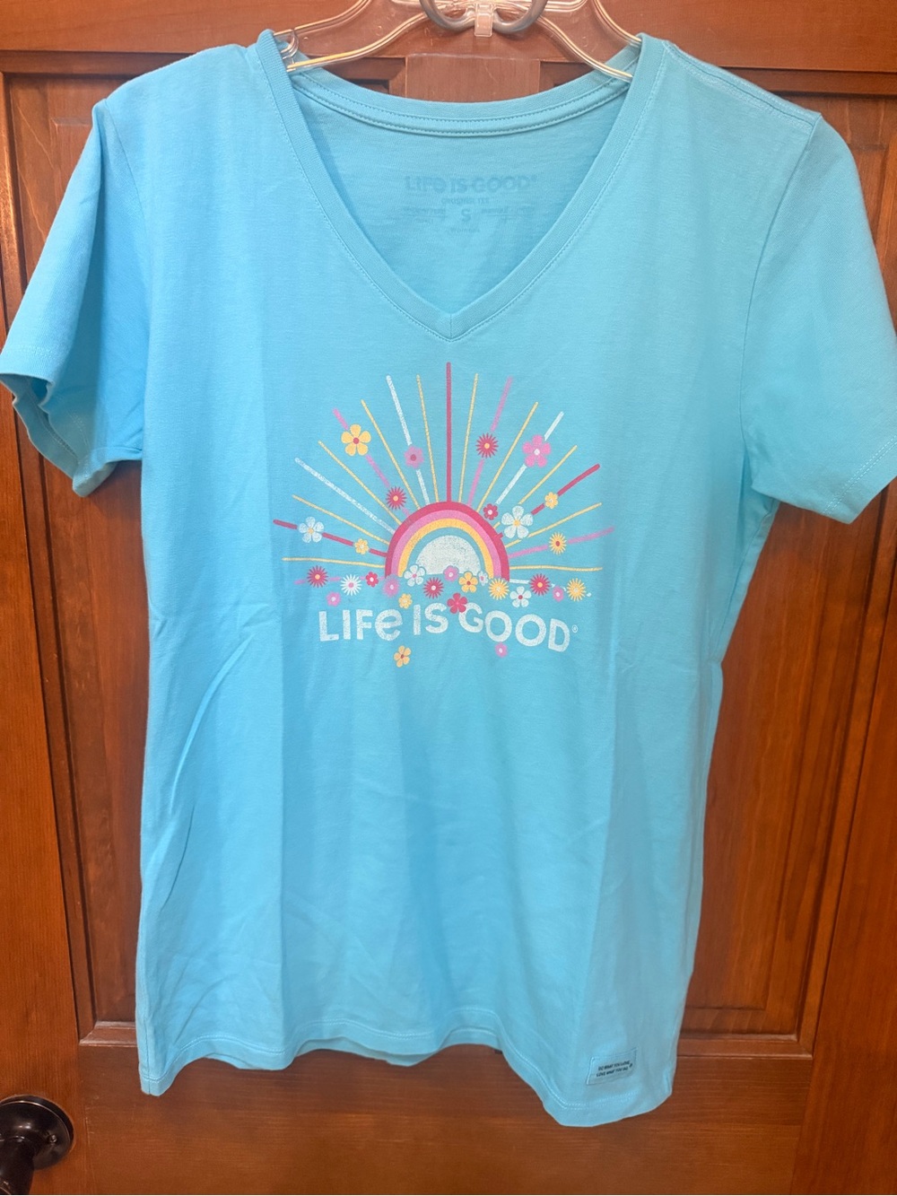 Life Is Good Light Blue V neck Short Sleeve Tee with Patch Logo